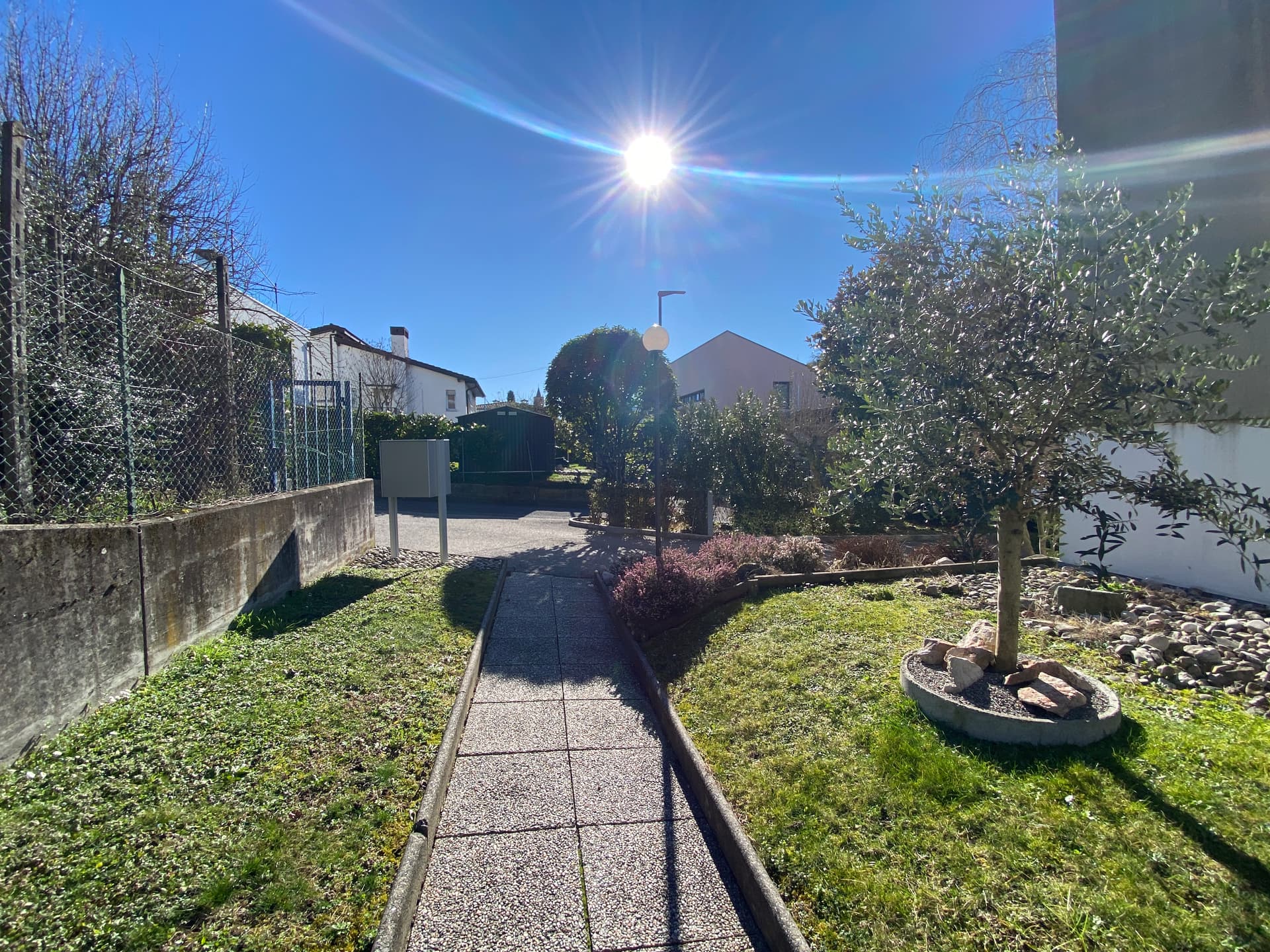 3.5-ROOM APARTMENT – 2ND FLOOR – LIVE IN THE GREEN LANDSCAPE, JUST A STONE'S THROW FROM EVERYTHING