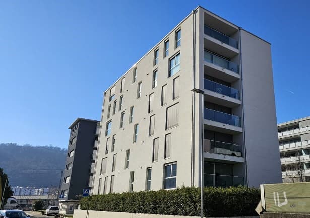 SPAZIOSO DEPOSITO / CAVEAU