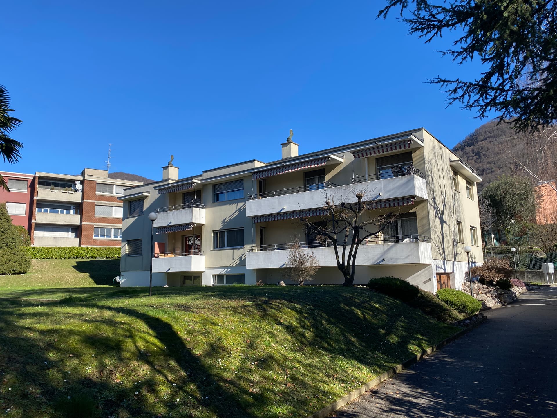 3.5-ROOM APARTMENT – 2ND FLOOR – LIVE IN THE GREEN LANDSCAPE, JUST A STONE'S THROW FROM EVERYTHING