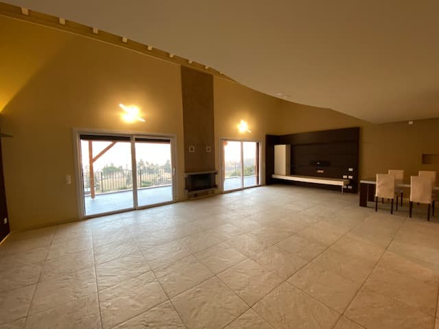 CASA UNIFAMILIARE NEL VERDE