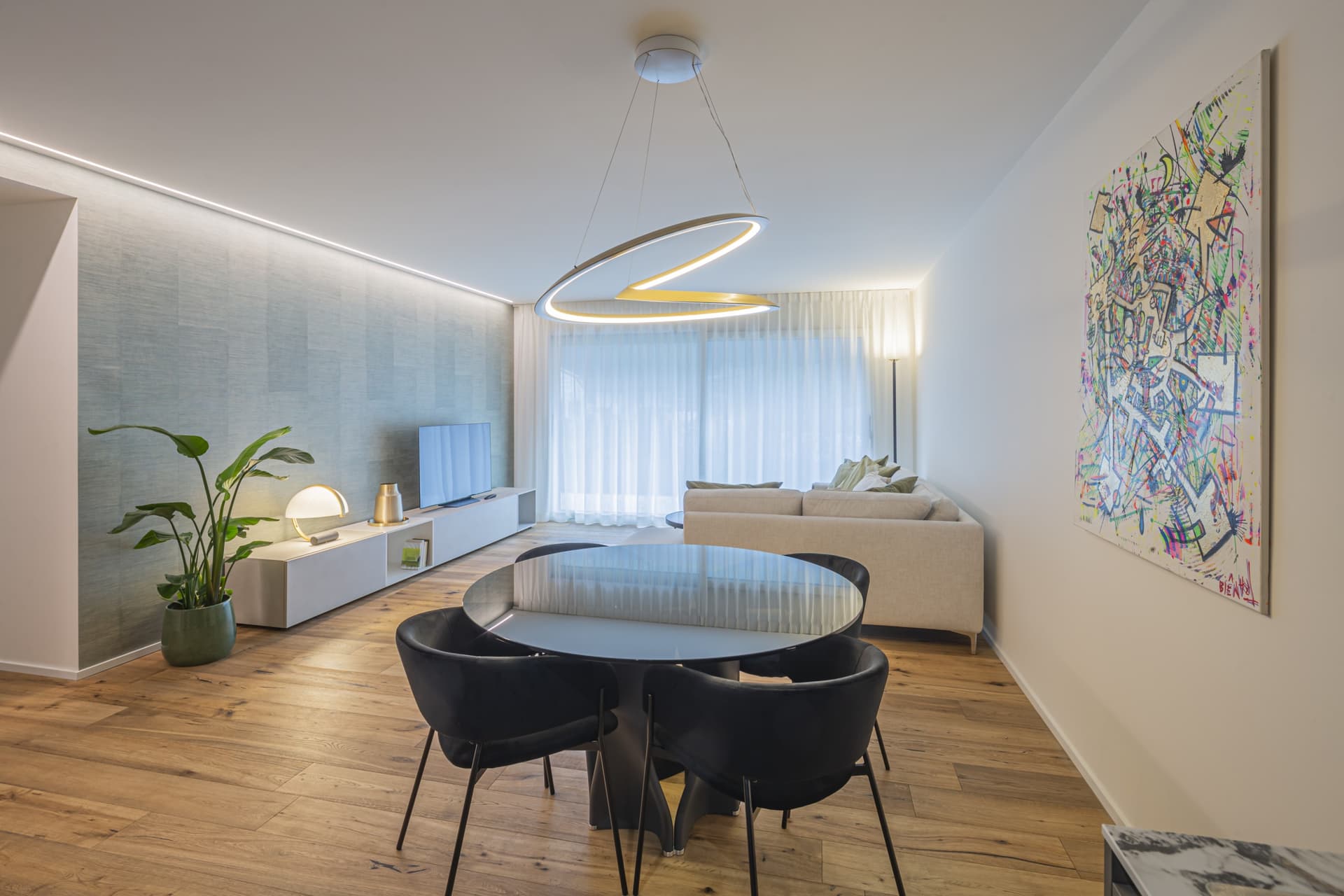 RESERVED-NEW 2.5 ROOMS APARTMENT FURNISHED WITH GARDEN