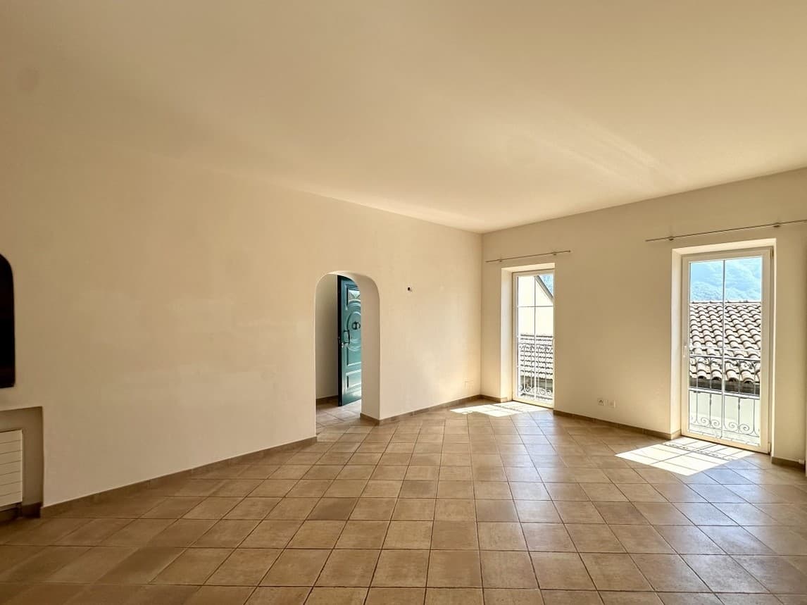 4.5-ROOM SINGLE-FAMILY HOUSE WITH BREATHTAKING VIEWS OF THE LAKE