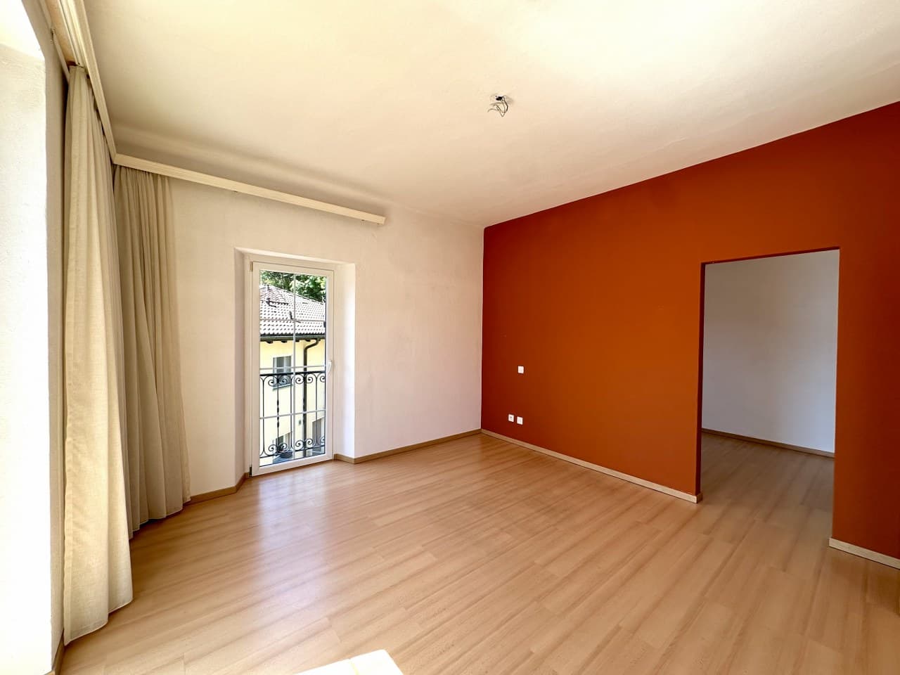 4.5-ROOM SINGLE-FAMILY HOUSE WITH BREATHTAKING VIEWS OF THE LAKE