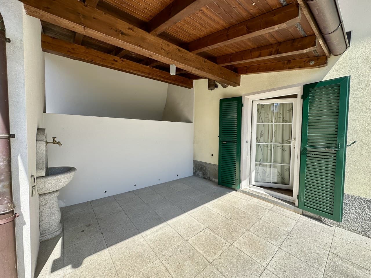 4.5-ROOM SINGLE-FAMILY HOUSE WITH BREATHTAKING VIEWS OF THE LAKE